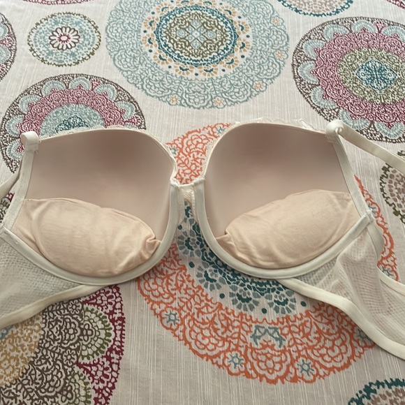 ADORE ME LACE PUSH UP BRA S: 38D NEW WITHOUT TAGS - Picture 2 of 4